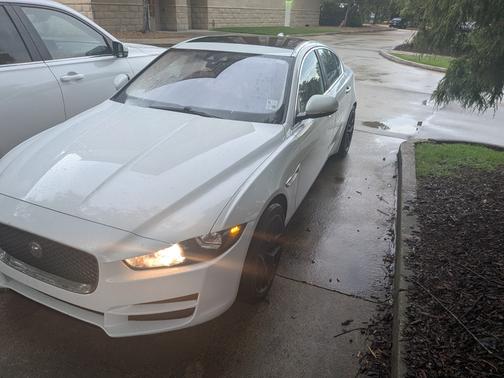 2019 Jaguar XE 25t