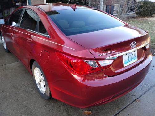 2013 Hyundai SONATA GLS