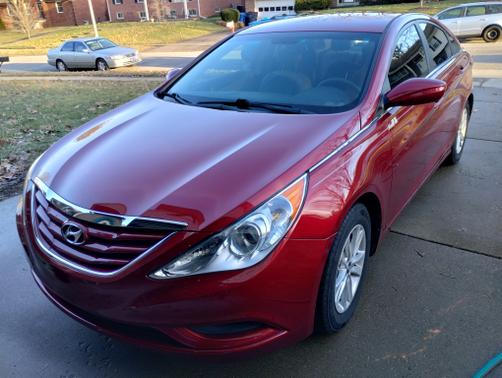2013 Hyundai SONATA GLS