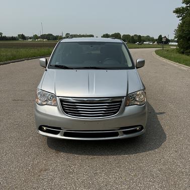 2011 Chrysler Town & Country Touring