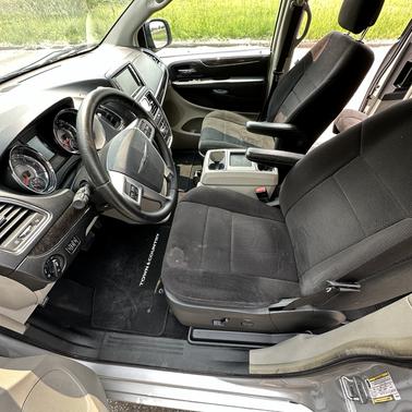 2011 Chrysler Town & Country Touring