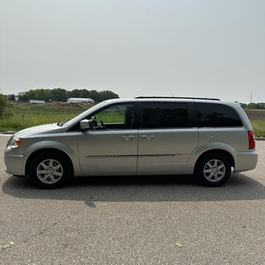 2011 Chrysler Town & Country Touring