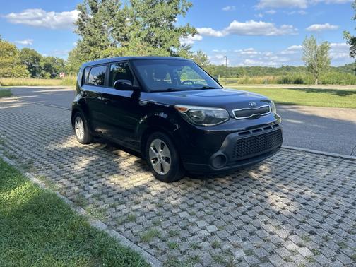 2016 Kia Soul Base