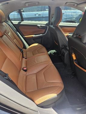 2013 Volvo S60 T5 Platinum