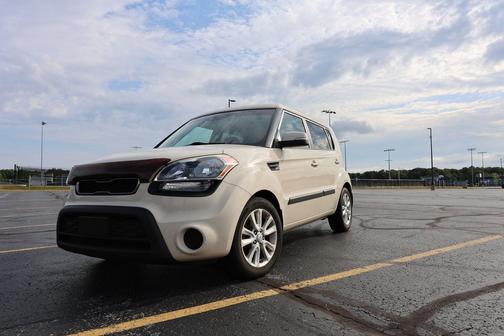 2013 Kia Soul +