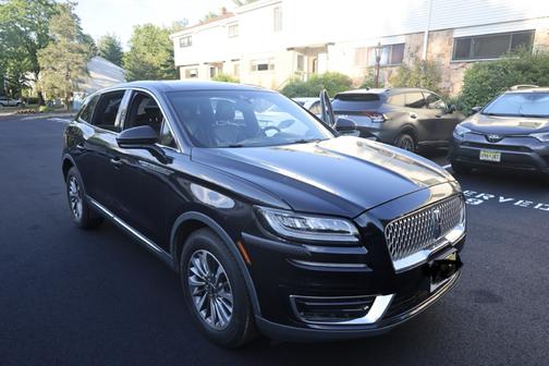 Black 2019 Lincoln Nautilus Select