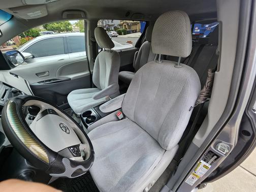Silver 2012 Toyota Sienna LE
