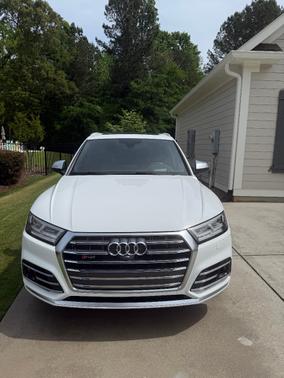 White 2018 Audi SQ5 3.0T Prestige