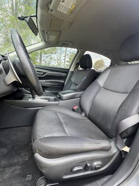 Gray 2017 Nissan Altima 2.5 SR