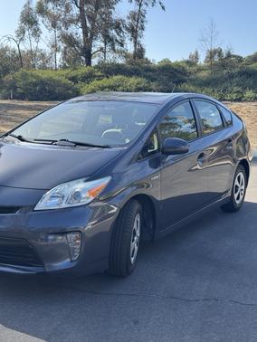 Gray 2015 Toyota Prius Two