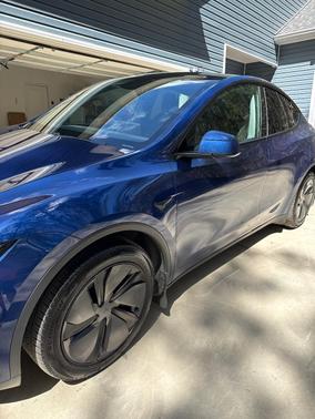 Blue 2026 Tesla Model Y Premium RWD