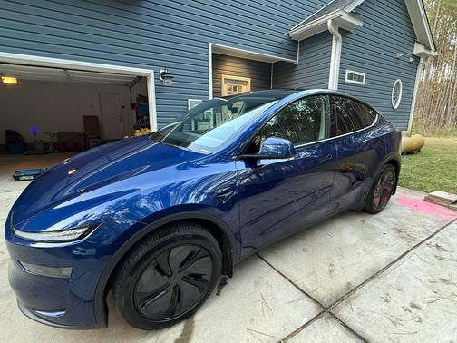 Blue 2026 Tesla Model Y Premium RWD