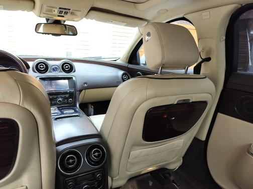 2011 Jaguar XJ L Supersport