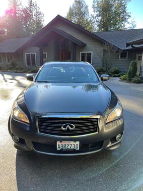 Gray 2011 INFINITI M37 Base