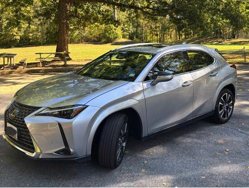 2025 Lexus UX 300h Premium