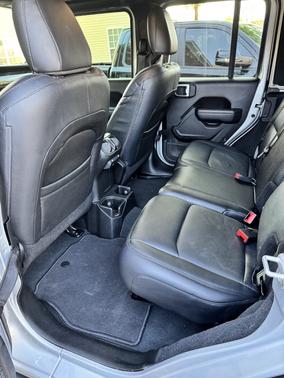 2022 Jeep Wrangler Unlimited Sport Altitude