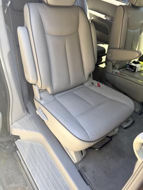 Black 2013 Nissan Quest SL