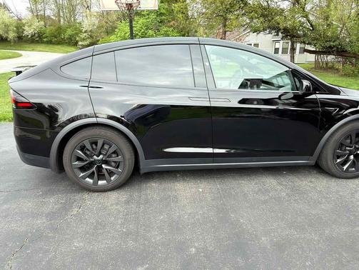 Black 2024 Tesla Model X Long Range