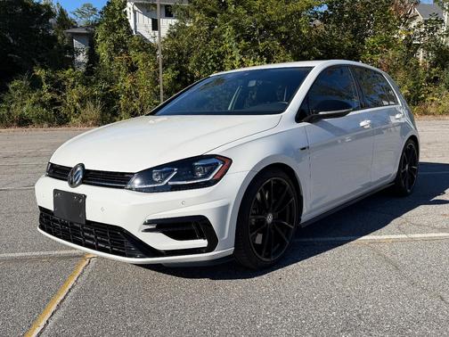 White 2019 Volkswagen Golf R 4-Door w/DCC & Navigation