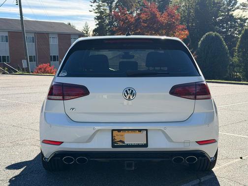 White 2019 Volkswagen Golf R 4-Door w/DCC & Navigation