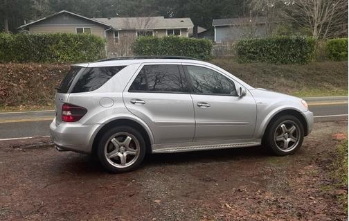Silver 2008 Mercedes-Benz M-Class ML63 AMG 4MATIC
