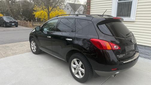 Black 2010 Nissan Murano SL