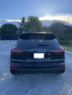 2018 Porsche Cayenne S