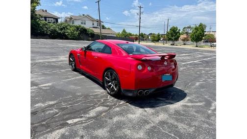 2009 Nissan GT-R Premium