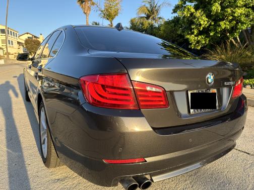 2012 BMW 528 i