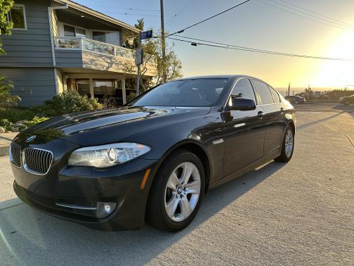 2012 BMW 528 i
