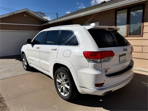 2016 Jeep Grand Cherokee Summit