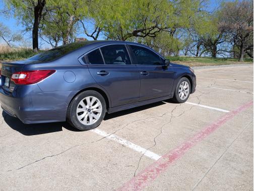 2017 Subaru Legacy 2.5i