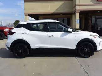 2021 Nissan Kicks SV