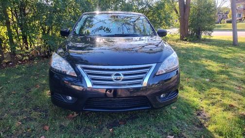 Black 2013 Nissan Sentra SV