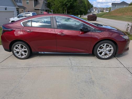 2017 Chevrolet Volt Premier