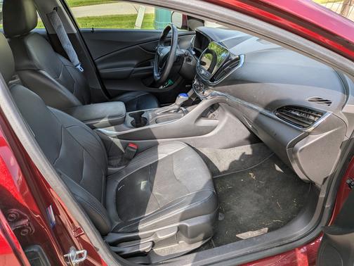 2017 Chevrolet Volt Premier