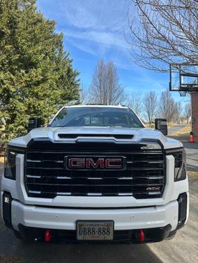 2024 GMC Sierra 2500 AT4