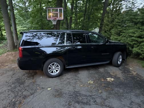 2018 Chevrolet Suburban LT