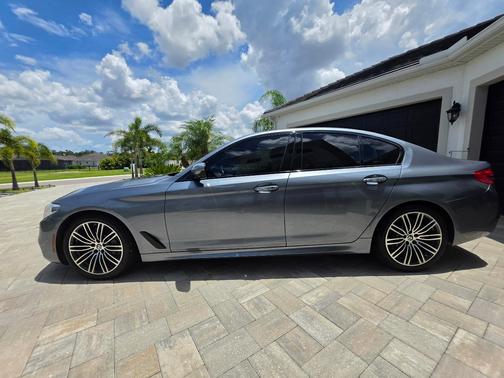 Blue 2018 BMW 540 i