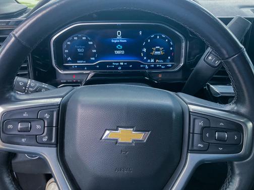 White 2022 Chevrolet Silverado 1500 LT