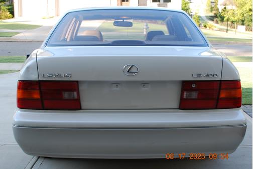 1996 Lexus LS 400 Base