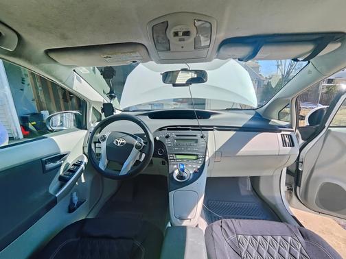 2011 Toyota Prius II