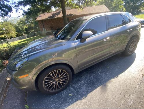 2019 Porsche Cayenne Cayenne