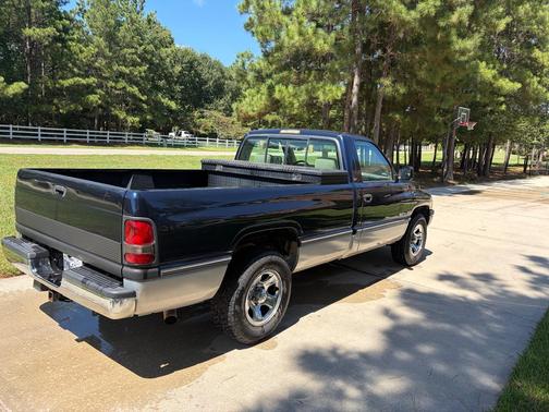 Blue 1995 Dodge Ram 1500 LT