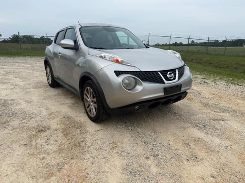 Silver 2012 Nissan Juke SL