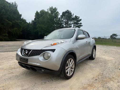 Silver 2012 Nissan Juke SL