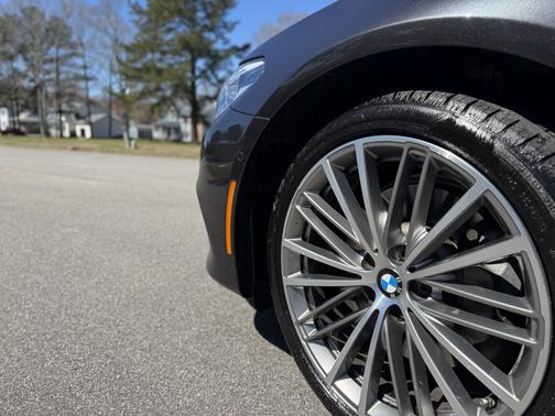 2019 BMW 530 i xDrive