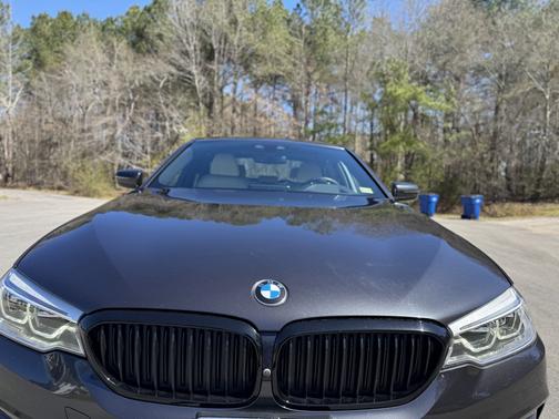 2019 BMW 530 i xDrive
