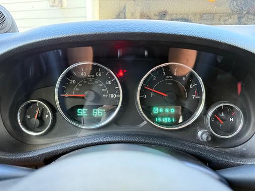 Silver 2013 Jeep Wrangler Unlimited Sport