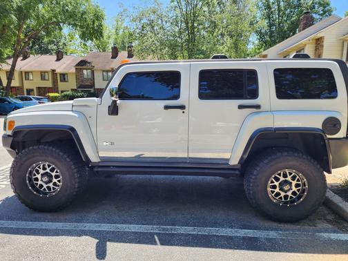 2008 Hummer H3 Alpha